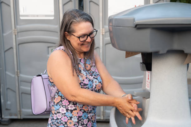 Best Portable toilet rental cost  in Dallesport, WA